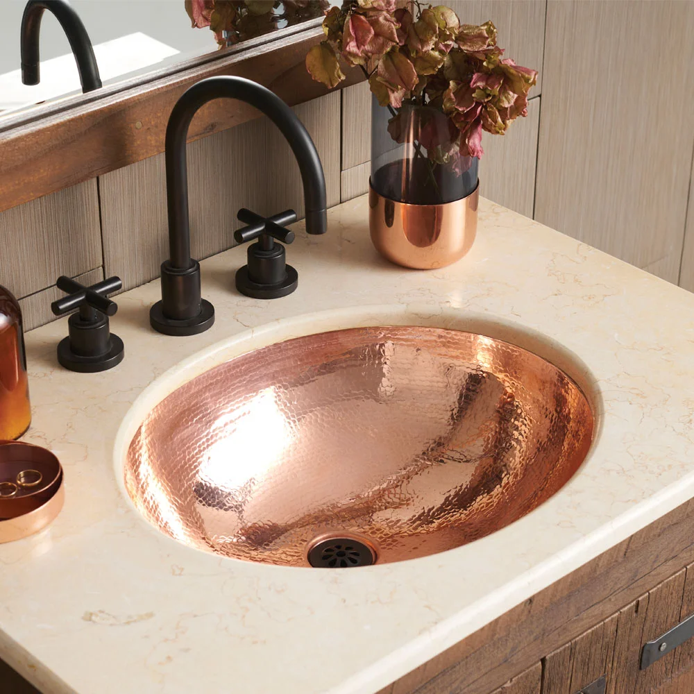 Copper Sinks: Antimicrobial Properties and Rustic Charm